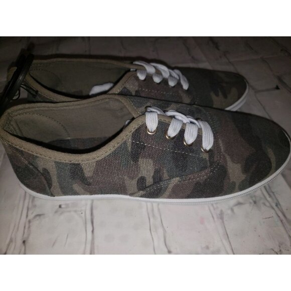 Nwt Ardene Size 6 Yoga Mat Flat Lace Up Canvas Shoes Women's Camo - Picture 4 of 5